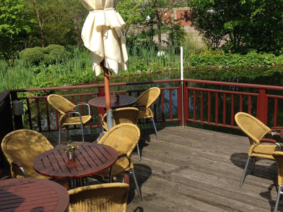 Germania Hotel Am Schlosspark Meyenburg  Ngoại thất bức ảnh