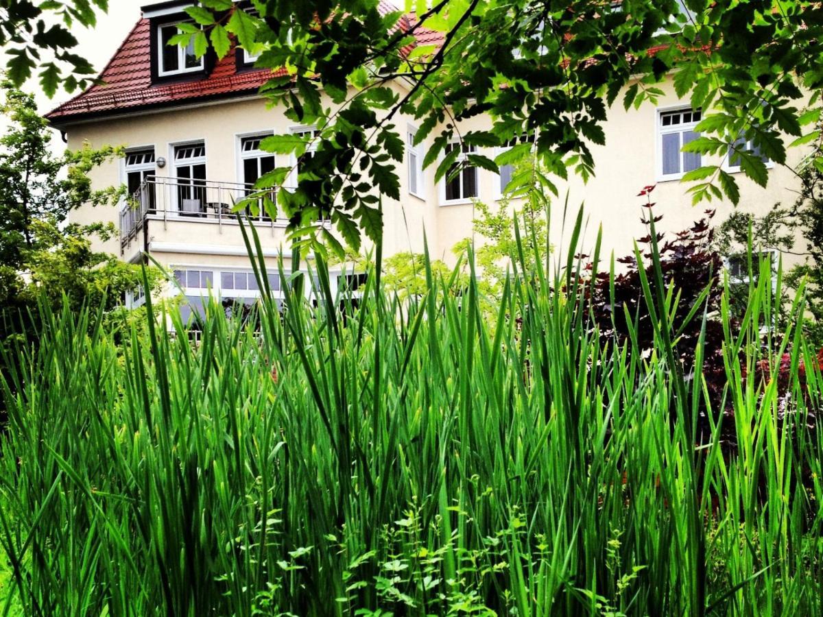Germania Hotel Am Schlosspark Meyenburg  Ngoại thất bức ảnh
